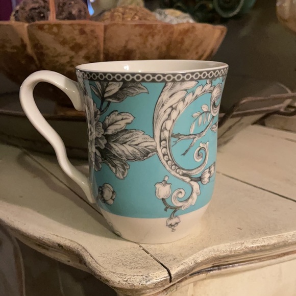 222 Fifth Adelaide Turquoise Mug - Picture 3 of 6